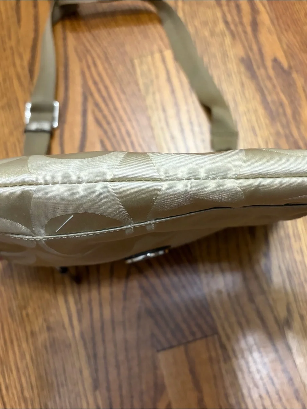 Coach crossbody signature
